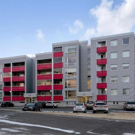 Stylish And Relaxing Two Bedroom Appartment, View Over Harbour Hafnarfjörður Exterior foto