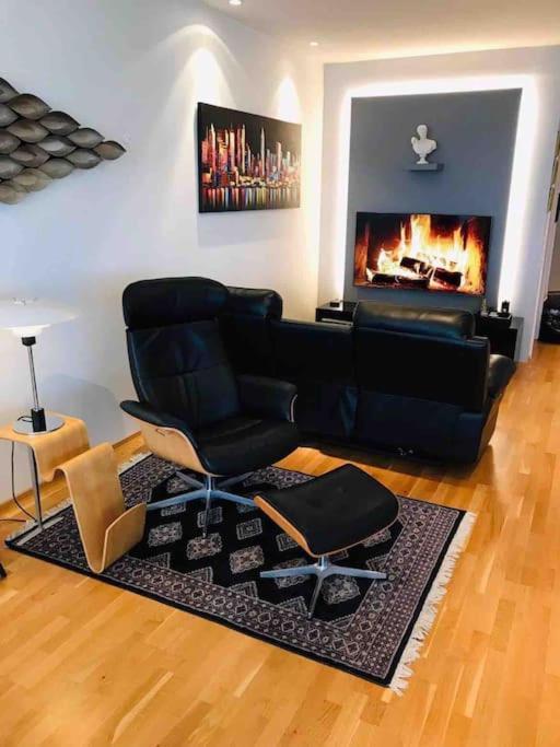 Stylish And Relaxing Two Bedroom Appartment, View Over Harbour Hafnarfjörður Exterior foto