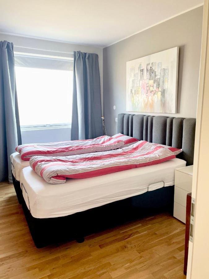 Stylish And Relaxing Two Bedroom Appartment, View Over Harbour Hafnarfjörður Exterior foto